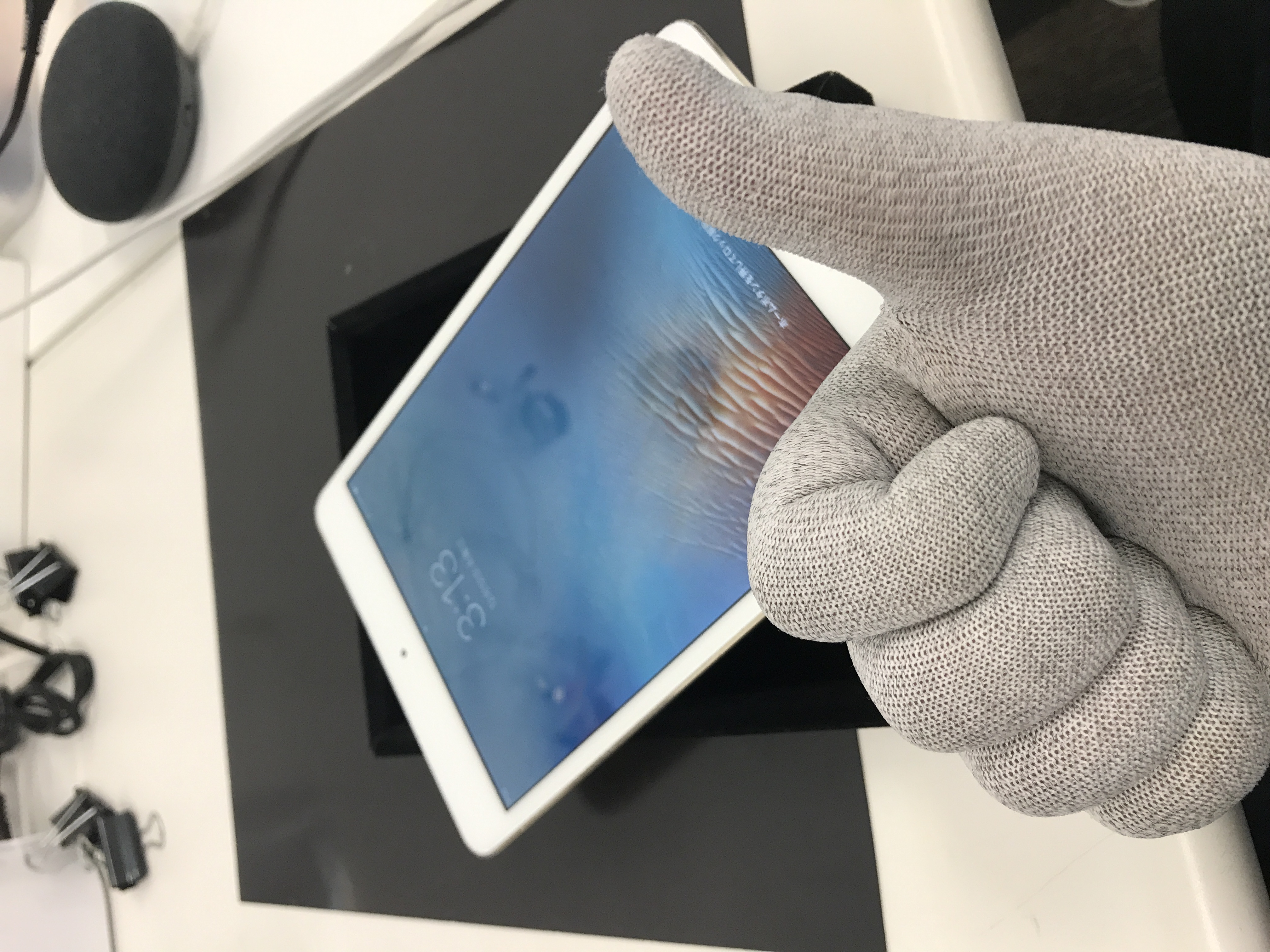 iPad mini4 画面修理！